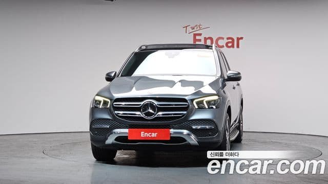 Mercedes-Benz GLE-Class 2020 — ფოტო 3/20