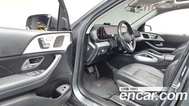 Mercedes-Benz GLE-Class 2020 — ფოტო 10/20