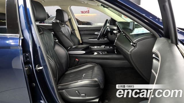 Genesis GV70 2022 — ფოტო 11/20