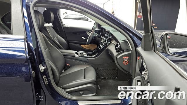 Mercedes-Benz C-Class 2020 — ფოტო 11/20
