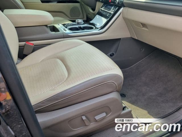 Kia Carnival 2022 — Фото 10/20