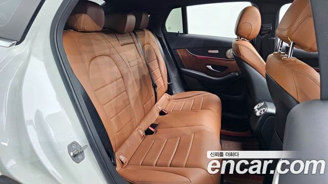 Mercedes-Benz GLC-Class 2020 — Şəkil 12/20