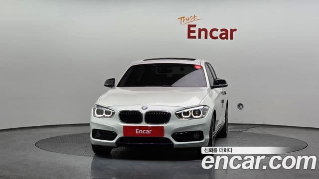 BMW 1 Series 2019 — Photo 17/20