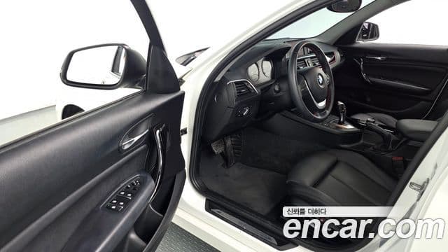 BMW 1 Series 2019 — Photo 16/20