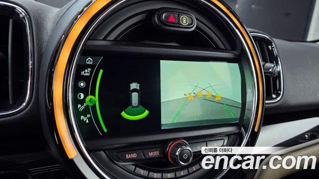 Mini Cooper D Countryman 2018 — Photo 18/20
