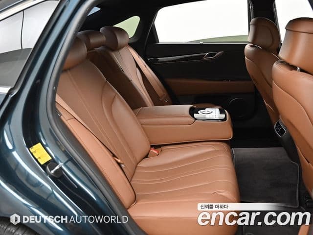 Genesis Electrified G80 2022 — Şəkil 11/20