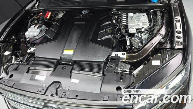 Volkswagen Touareg 2024 — Şəkil 6/20