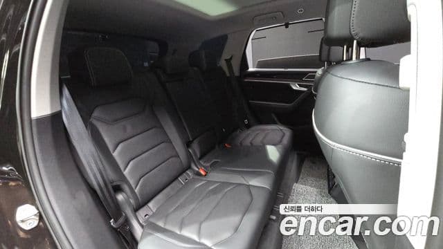 Volkswagen Touareg 2024 — Şəkil 12/20
