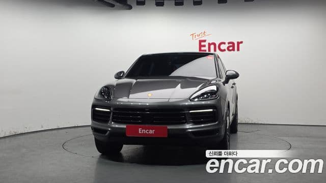 Porsche Cayenne 2020 — Фото 3/20