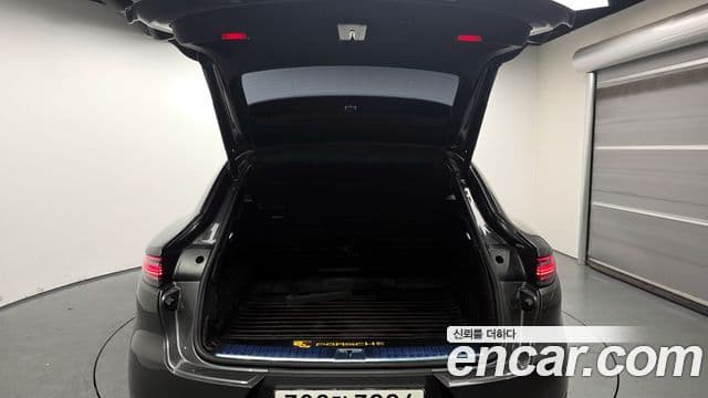 Porsche Cayenne 2020 — Фото 20/20