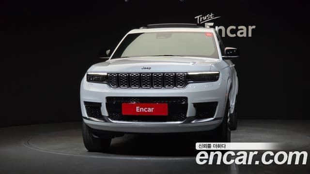 Jeep Grand Cherokee 2021 — ფოტო 4/20