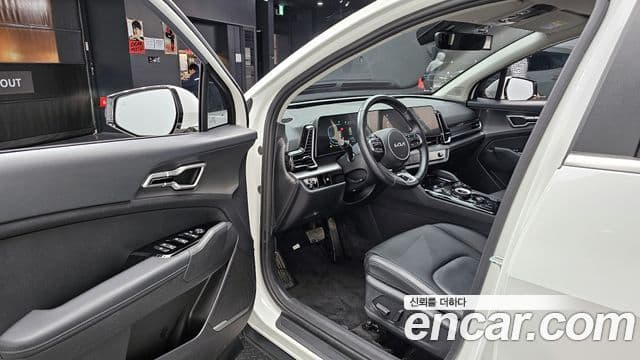 Kia Sportage 2024 — ფოტო 11/20