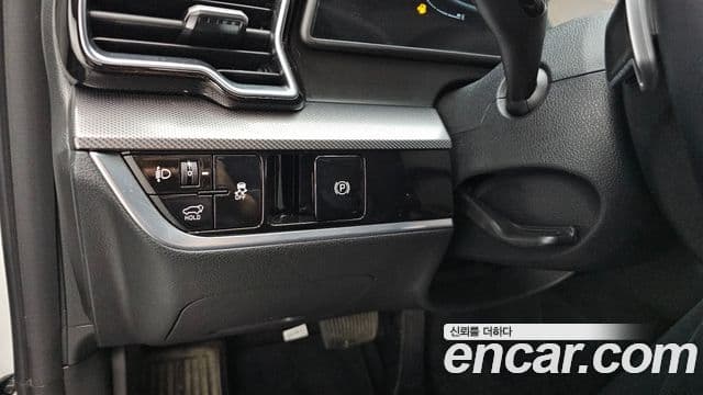 Kia Sportage 2024 — ფოტო 14/20