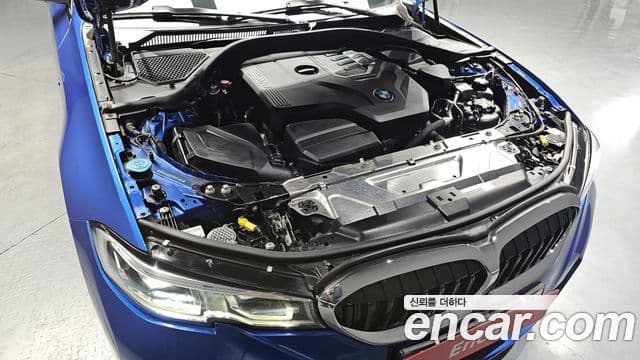 BMW 3 Series 2020 — ფოტო 6/20