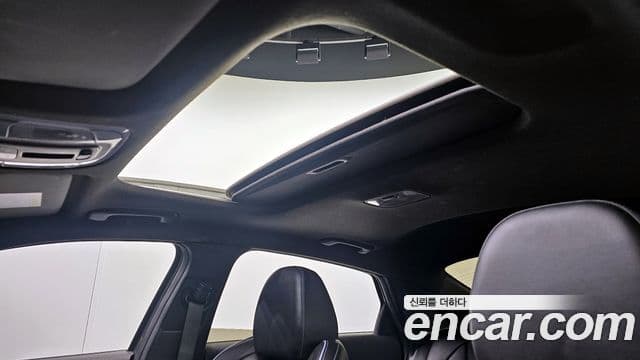 Hyundai The New Avante Hybrid 2022 — Şəkil 19/20