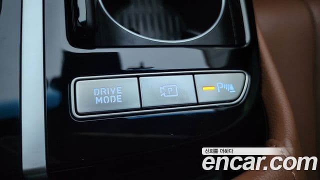 Genesis Electrified G80 2023 — ფოტო 10/20