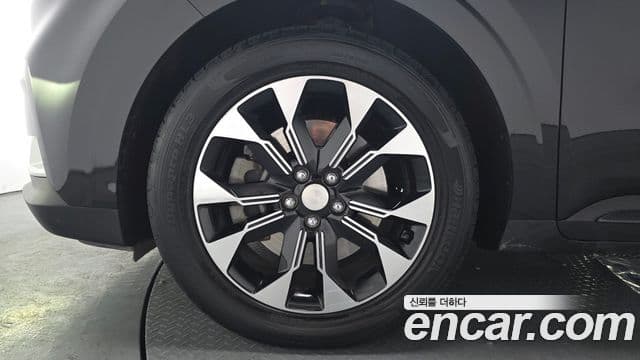 Kia Carnival 2020 — Фото 5/20