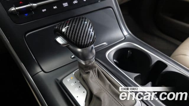 Kia Carnival 2020 — Фото 9/20