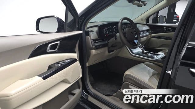 Kia Carnival 2020 — Фото 11/20