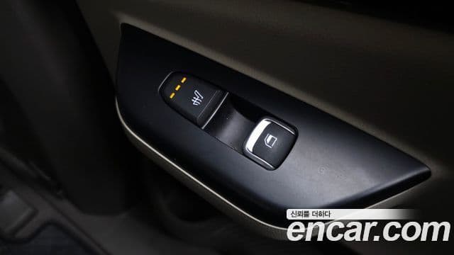 Kia Carnival 2020 — Фото 18/20