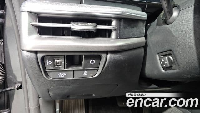 Hyundai Grandeur 2023 — Şəkil 17/20