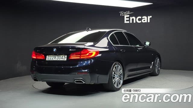 BMW 5 Series 2019 — Şəkil 2/20