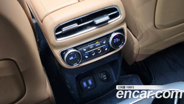 Genesis GV80 2022 — Photo 16/20