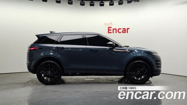 Land Rover Range Rover Evoque 2025 — ფოტო 6/20