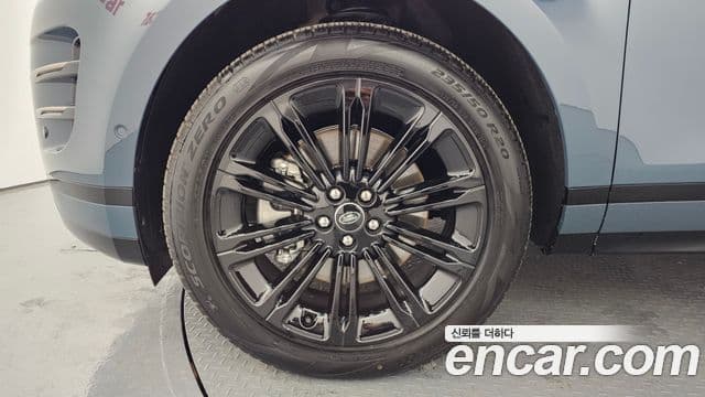 Land Rover Range Rover Evoque 2025 — ფოტო 9/20
