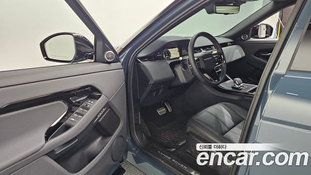 Land Rover Range Rover Evoque 2025 — ფოტო 11/20