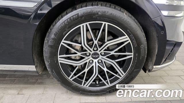 Genesis G90 2022 — ფოტო 10/20