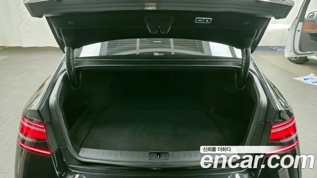 Genesis G90 2022 — ფოტო 15/20