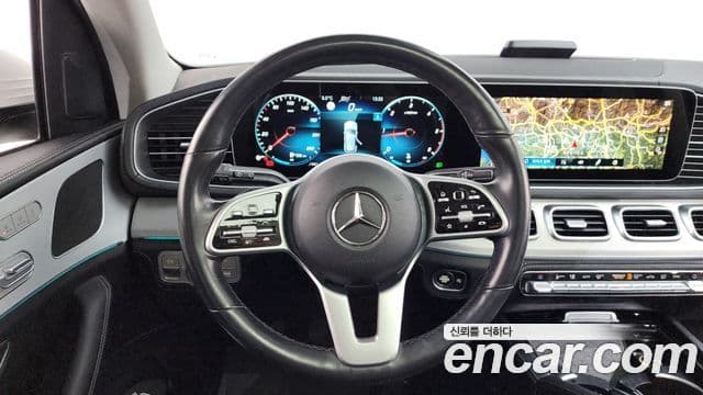 Mercedes-Benz GLE-Class 2021 — Şəkil 13/20