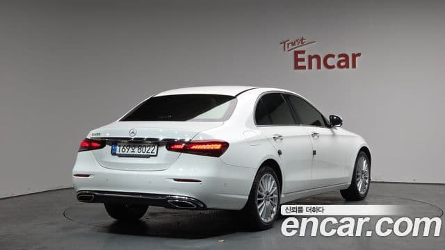Mercedes-Benz E-Class 2022 — Şəkil 2/20