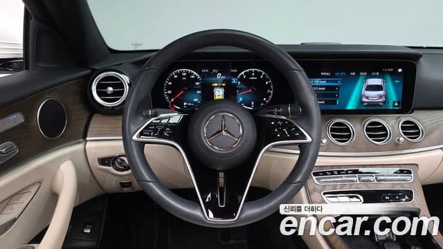 Mercedes-Benz E-Class 2022 — Şəkil 14/20