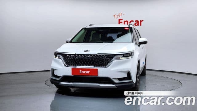 Kia Carnival 2021 — Фото 3/20