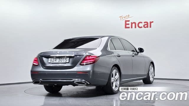 Mercedes-Benz E-Class 2018 — Şəkil 2/20