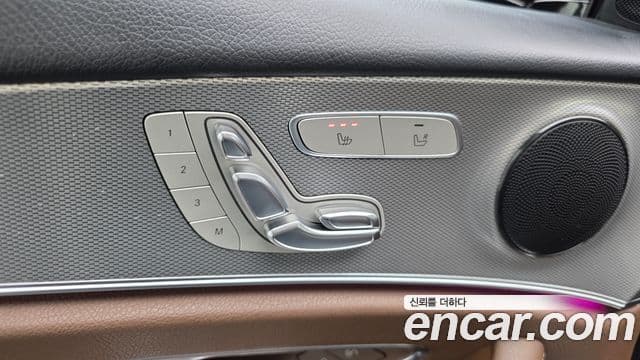 Mercedes-Benz E-Class 2018 — Şəkil 16/20