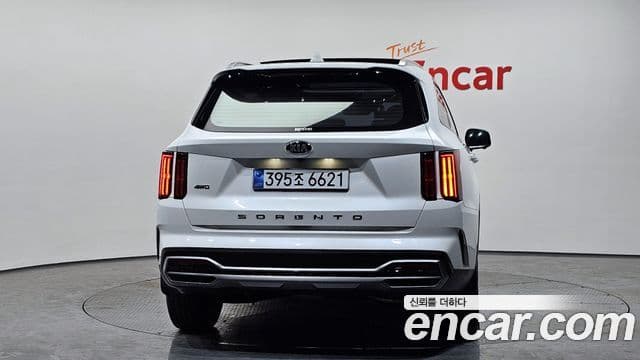 Kia Sorento 2021 — Фото 4/20