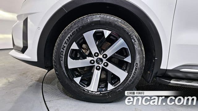 Kia Sorento 2021 — Фото 5/20