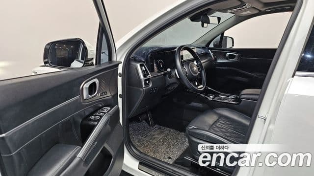 Kia Sorento 2021 — Фото 11/20