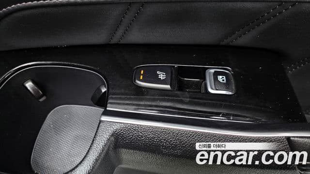 Kia Sorento 2021 — Фото 18/20