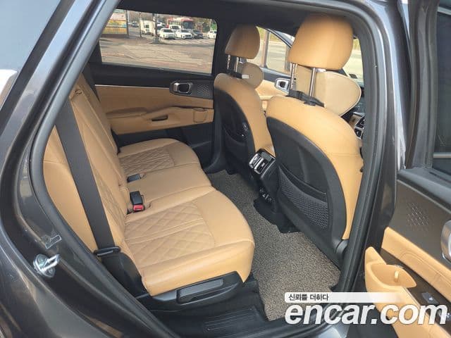 Kia Sorento 2021 — Şəkil 16/20
