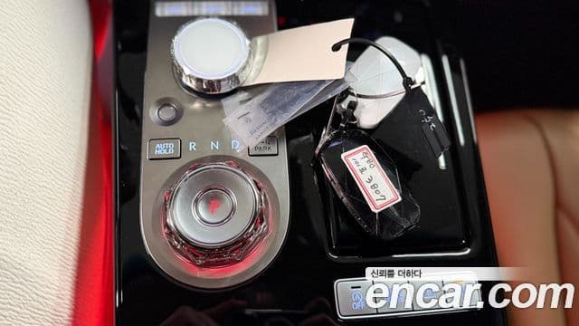 Genesis Electrified G80 2025 — ფოტო 17/20
