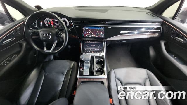 Audi Q7 2021 — Şəkil 7/20