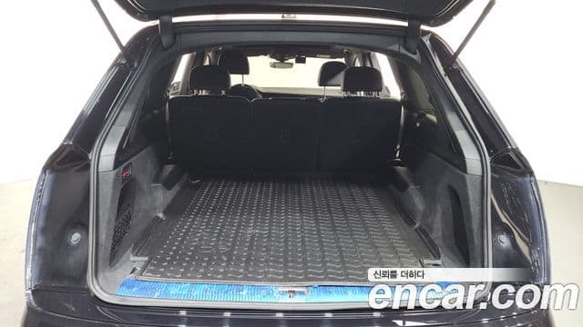 Audi Q7 2021 — Şəkil 20/20