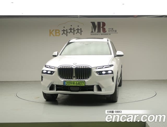 BMW X7 2025 — Photo 13/19