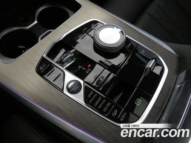 BMW X7 2025 — Photo 19/19