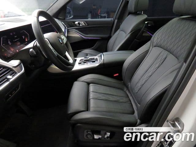 BMW X7 2025 — Photo 12/19