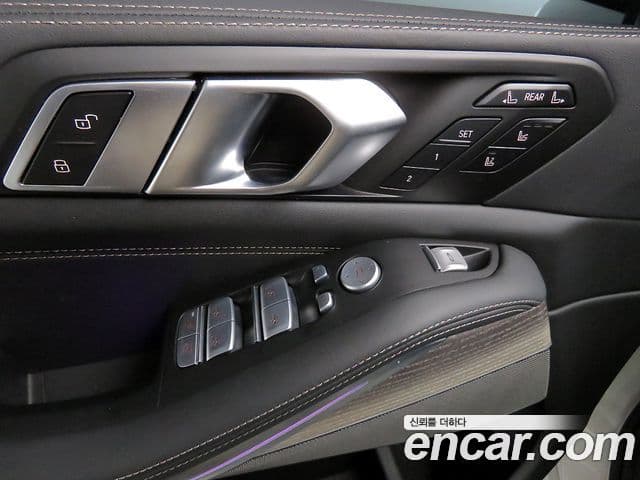 BMW X7 2025 — Photo 5/19